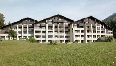 Bauernhaus mit Stall und Garten in Feldis